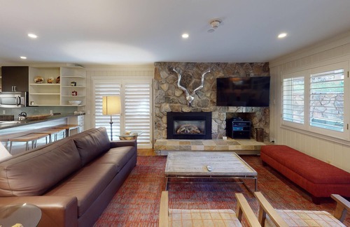 Vail Condo | Diamond Condo w/Extra Bunk Room - Bfast Included!