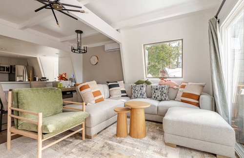 Incline Village House | Diamond Peak Whispering Pines LakeVista