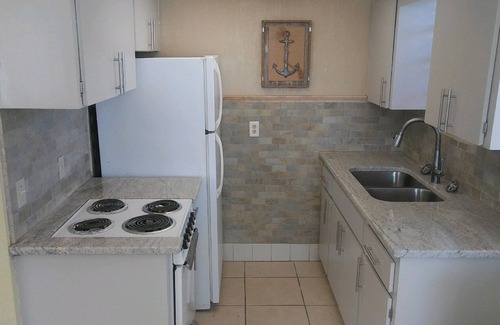 St. Pete Beach Condo | DID NOT FLOOD, ground floor! St. Pete Beach Condo. Gulf view, great location!