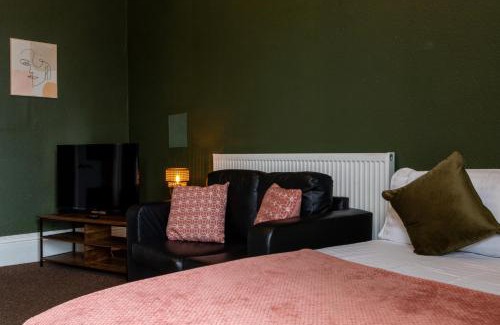 Bordesley Apartment | Digbeth City Centre Apartment Sleeps 12 Opposite Coach Station