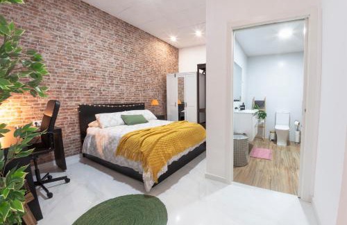 Mestalla Apartment | Digital Nomad Retreat 2 -Great Location Near Metro