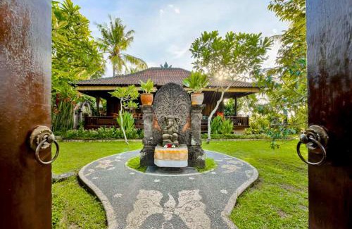Nyuh Kuning Apartment | Dihya 1 BR Deluxe Garden Wooden ZN231