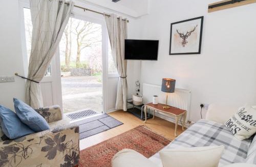 Pentrefelin House | Dinefwr Cottage