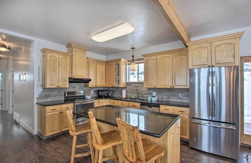 Sweetwater House | Dinosaur Point Lodge
