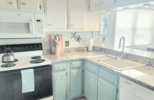 Ash Condo | Direct OCEANFRONT View- Ocean Pier1 -2-bd/2 bath N. Myrtle Beach, Windy Hill!