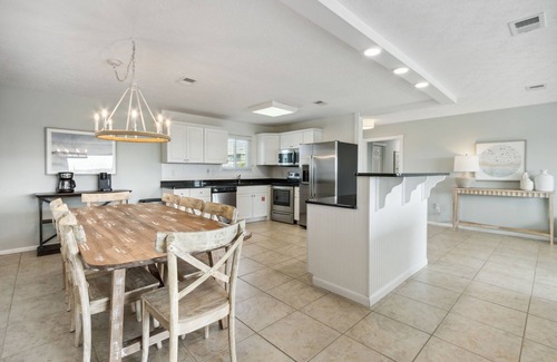 Fernandina Beach House | Direct Oceanfront | N Fletcher Beach House | All Rooms Oceanfront | Huge Deck | Bell's Retreat