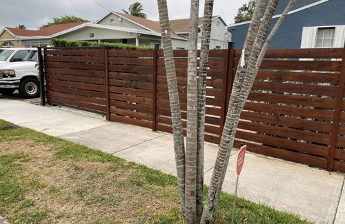Coral Way Apartment | *Discount* Cozy 1-Bedroom rental in Miami