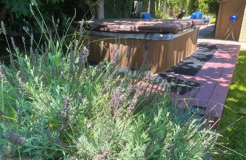 Huntington Beach House | Discounted Extended or Insurance stay. Beautiful stocked home w/Hot tub/Fire pit