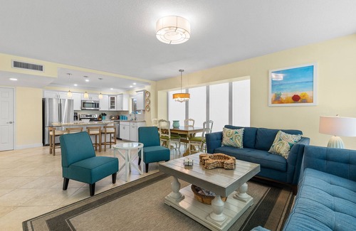 New Smyrna Beach Condo | ☀️Discounted Rates | Oceanfront with Awesome Views | Golden Arms 101☀️