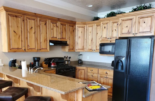 Ogden Condo | Discounted Rates!! Great Snow!! Springtime Fun!!