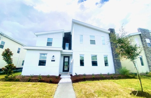 Kissimmee House | Discounted Weekly rates, Family Vacation Home by WDW Storey Lake Private Pool