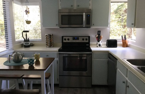 Hilton Head Island Villa | DISCOUNTS/End Unit#15/Walk to Beach/Pool/Tennis/P-ball/Bike Path/2 B/2.5 Ba/Loft