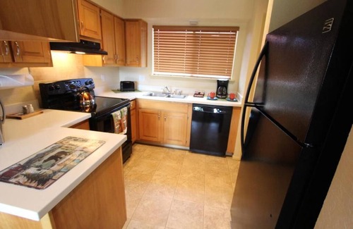 Ruidoso Condo | Discover the over 1 million acres of Lincoln National Park! Beautiful 2BDR condo