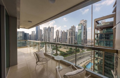 Downtown Dubai Apartment | Discover unmatched Comfort in Downtown Dubai