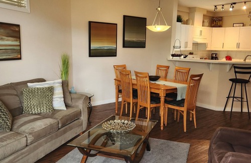North End Condo | Discovery Bay Resort #347 – 2Bed-2Bath Suite- 90 Day Min -