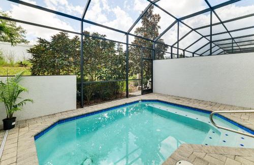 Davenport House | Disney Area Hub Heated Pool and Resort-Style Perks