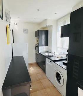 Thorigny-sur-Marne Apartment | Disney & Paris pour 2 personnes.