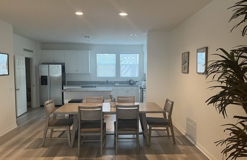 Lacy House | Disneyland New condo3 BD 3.5BA 2Car 1900sqft EV2charger