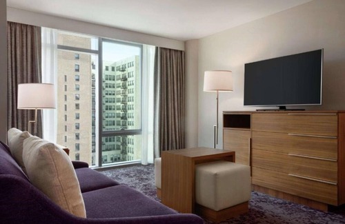 South Loop House | Distinctive suites in downtown Chicago
