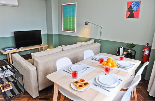 Santo Antonio Apartment | Divine Port's Wine in Lisbon by Misha's Place (2B)