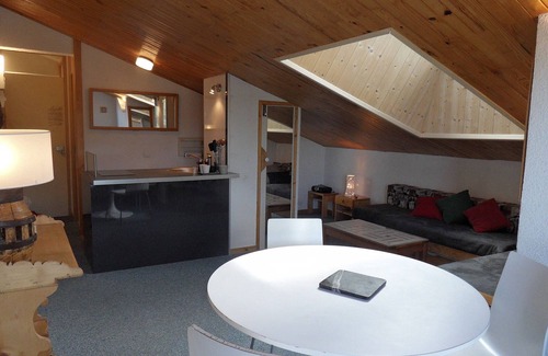 Belle Plagne Apartment | Divisible Studio for 4 with Balcony and Pistes View