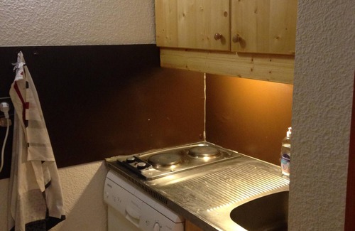 Meribel-Mottaret Apartment | Divisible studio Méribel Mottaret. Skis on the feet. Three Valleys. Free WIFI.