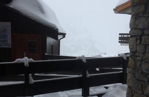 Meribel-Mottaret Apartment | Divisible studio Méribel Mottaret. Skis on the feet. Three Valleys. Free WIFI.