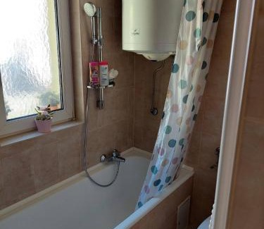 District XXII House | Dizike Pet-friendly Guesthouse