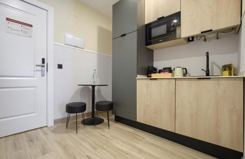 Puerta del Angel Apartment | Dobo Madrid Portugal