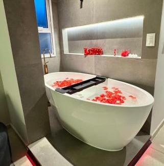 Bela Vista Apartment | Doce Refúgio BV , Estacionamento, Piscina , Bela Vista