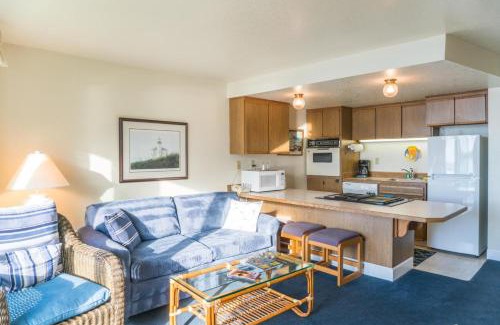 Lincoln City House | Dock of The Bay 105