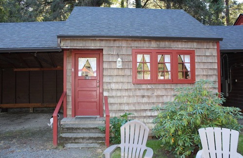 Ocean Park Cottage | Dog Cottage- 1 bedroom