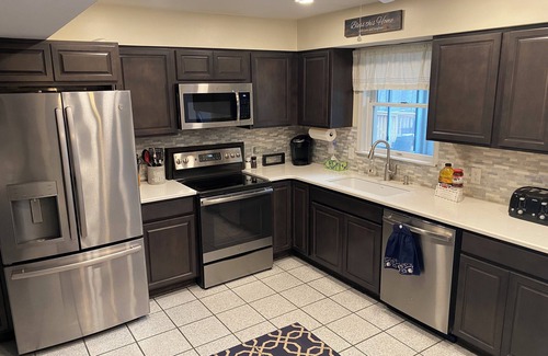 Arendtsville House | Dog friendly 3-bedroom house with hot tub, 12 min from Gettysburg!