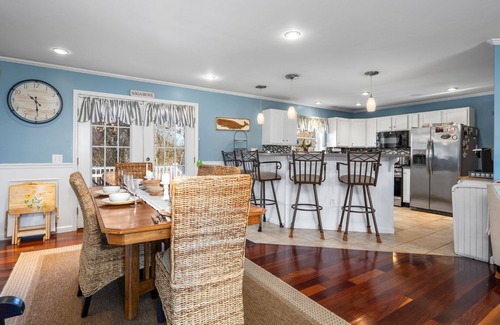 Sagamore Beach House | Dog friendly and spacious just minutes from Scusset Beach