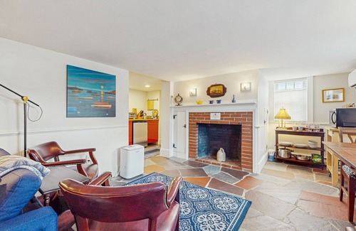 Rockport Apartment | Dog-friendly apartment in a prime location - walk to town beaches