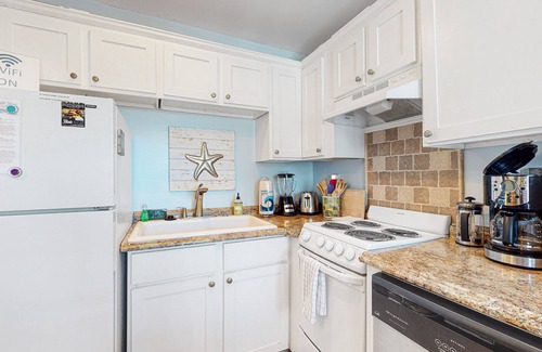 Folly Beach Condo | Dog-Friendly, Downtown Folly Beach Condo w/Free WiFi, Flatscreen TVs & more