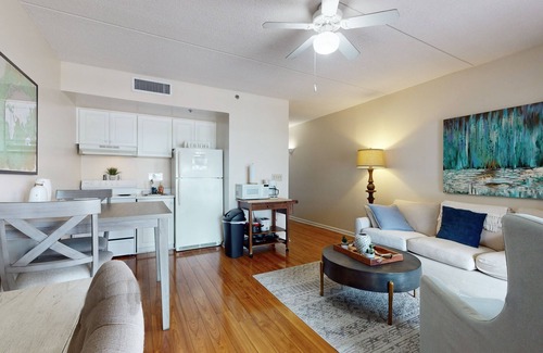 Wilmington Historic District Condo | Dog-friendly downtown condo with riverfront balcony - walk to shops & eateries