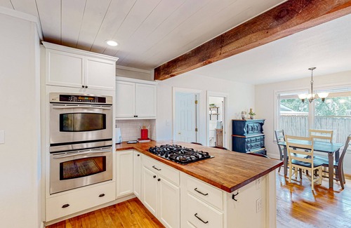 Black Mountain Cottage | Dog-friendly farmhouse with enclosed yard, covered porch, & mountain view