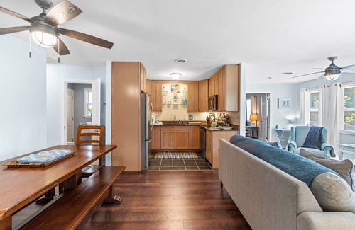 Ocean Isle Beach House | Dog-friendly home near Intracoastal with deck, gas grill, W/D, & fenced yard