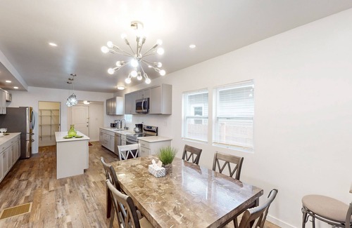 Indianapolis House | Dog-friendly home with yard, attached suite, washers & dryers, central AC