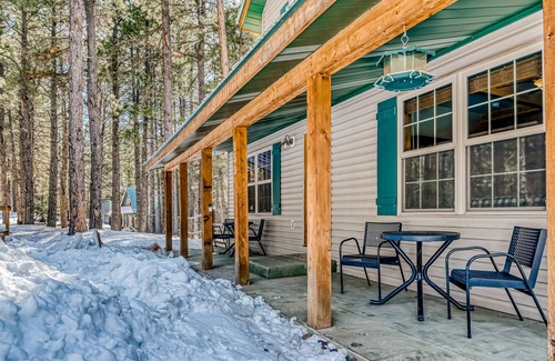 Vallecito House | Dog-Friendly Home w/ High-Speed WiFi, Washer/Dryer, & a Private Gas Grill!