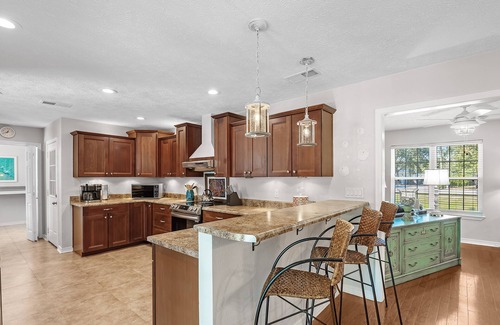 Gulf Breeze House | Dog Friendly | Large Private Pool | Beach Getaways