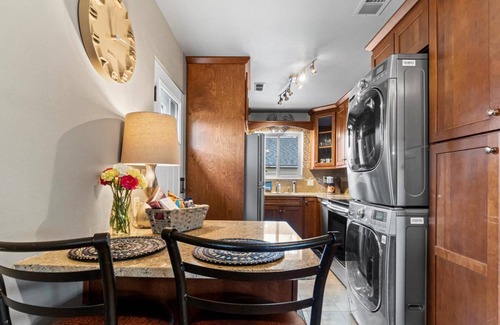 North End House | Dog Friendly North End Cottage with 2 Bikes & Lovely Back Deck! +Off-street Parking in Garage!