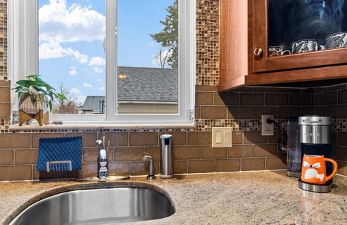 North End House | Dog Friendly North End Cottage with 2 Bikes & Lovely Back Deck! +Off-street Parking in Garage!