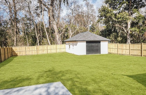 North Charleston House | Dog Friendly/Privacy Fence Back Yrd/13mi to dwntwn Charleston