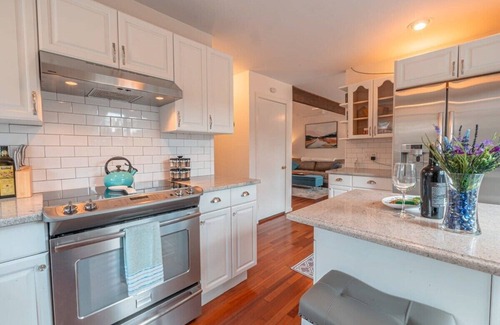 East Stroudsburg House | Dog Friendly Retreat with River and Mountain Views