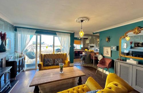 Dungarvan Apartment | Dog-friendly Seaview Apartment