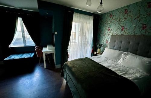 Dungarvan Apartment | Dog-friendly Seaview Apartment