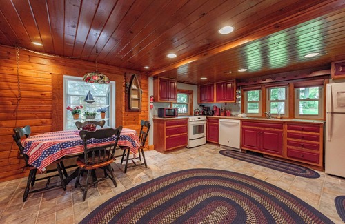 Blakeslee House | Dog Friendly Stone Cottage w/Lake Views & Hot Tub