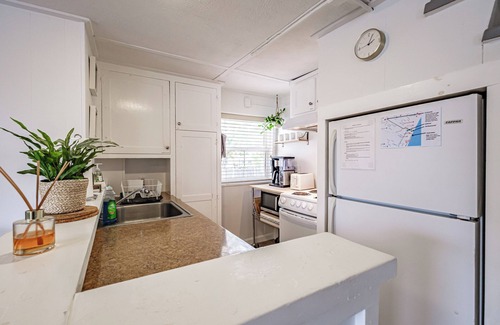 Old Orchard Beach Cottage | Dog Friendly, Relaxing Cottage Stay Steps Away from The Beach